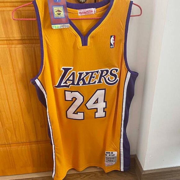 NBA Other - La Lakers Kobe Bryant Championship Jersey Yellow #24
